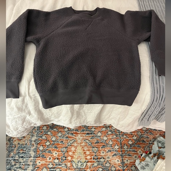 Everlane Cozy Purple Sweater (size M) - Picture 2 of 2